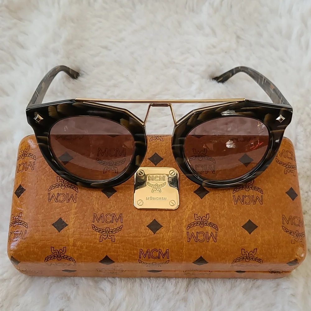 EUC MCM Sunglasses - Picture 1 of 5